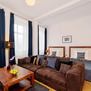 Aparthotel Old Town Square Premium, Praag